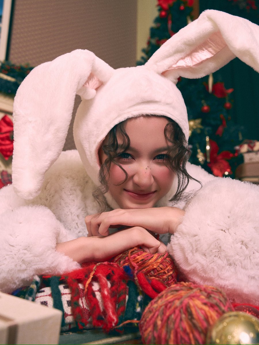 Santa might be late, but can I come to you first?🐰🎁🎄