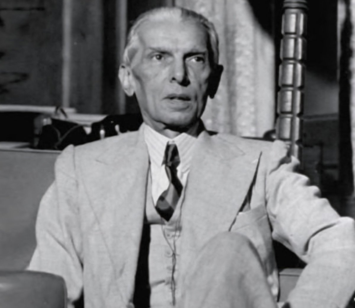 "My message to you all is of hope, courage &amp; confidence"- #QuaideAzam

<a href="/PakinGermany_/">Pakistan Embassy Germany</a> extends respect and gratitude to the great leader on his 149th birth anniversary.
 The vision , integrity and leadership of Quaid-i-Azam, Muhammad Ali #Jinnah shaped #Pakistan. His vision for