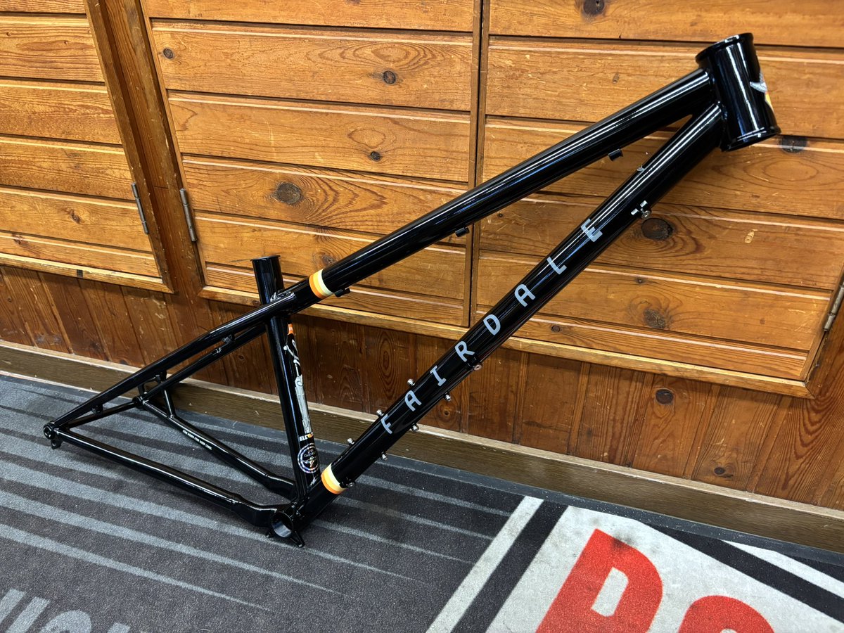 ogwcycle's tweet image. FAIRDALE elevatorの新カラーが入荷しました。
HALERISERと同じ配色ですがこちらはグロス仕上げとなります。
フレームサイズS