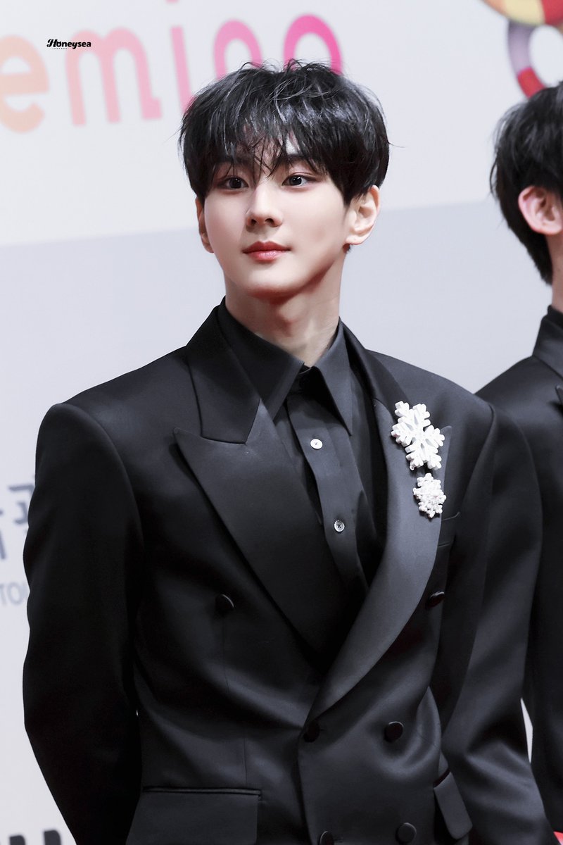 HoneyseaJW's tweet image. 251225 SBS

#정원 #JUNGWON
#엔하이픈 #ENHYPEN #ジョンウォン