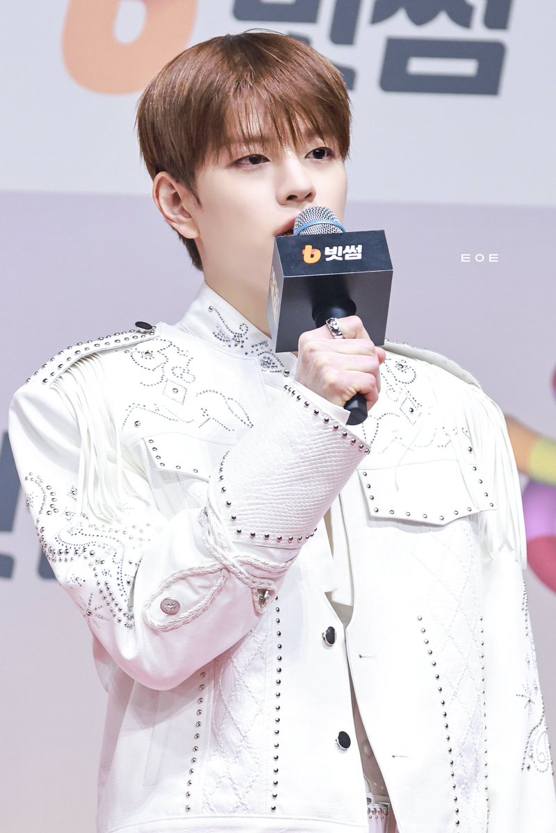 eoe922's tweet image. 251225🎄
메리크리스마스~

#Seungmin #승민 
#StrayKids #스트레이키즈