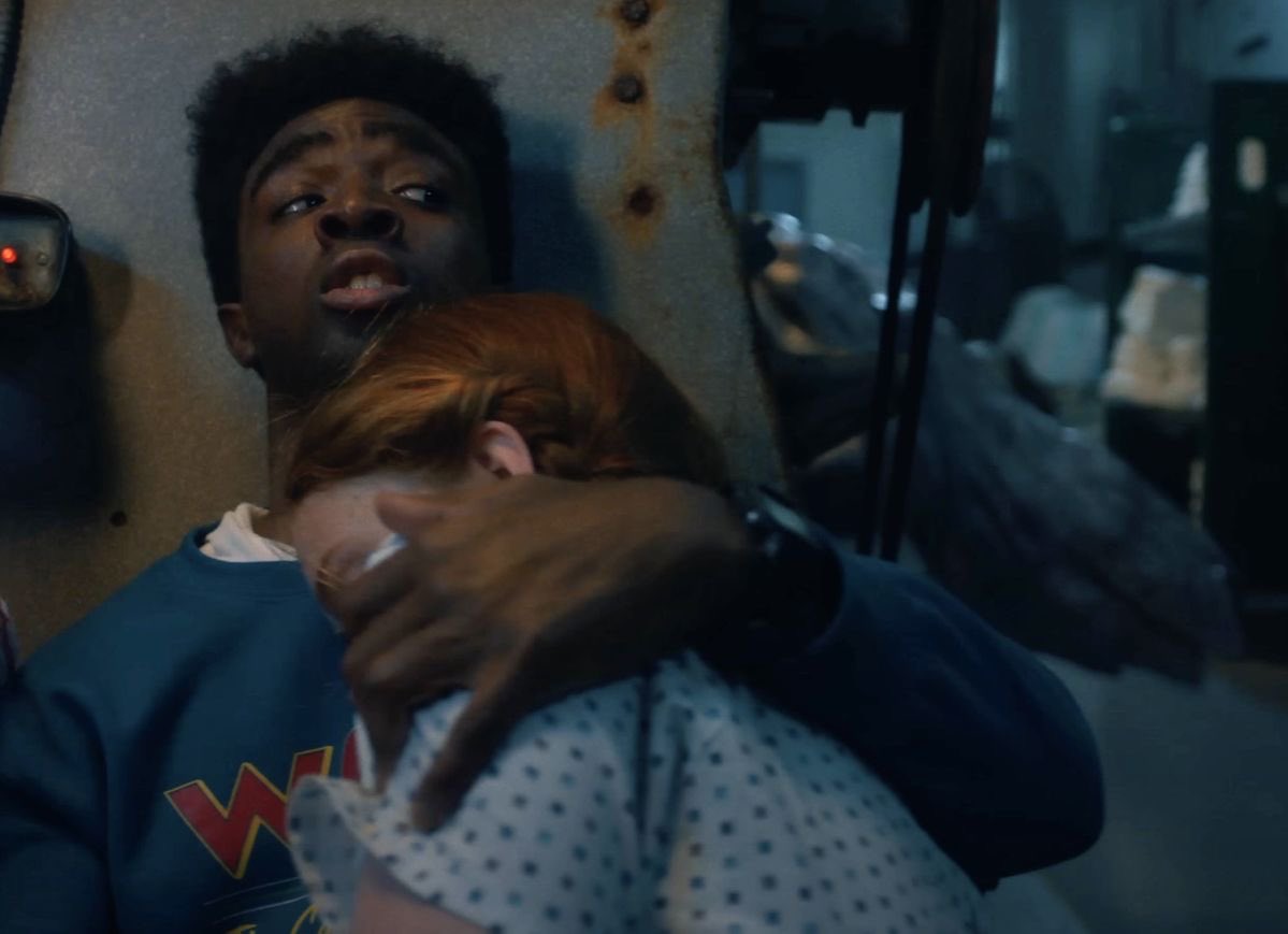 Lucas always protecting Max from demogorgon since day one until now, such a gentleman