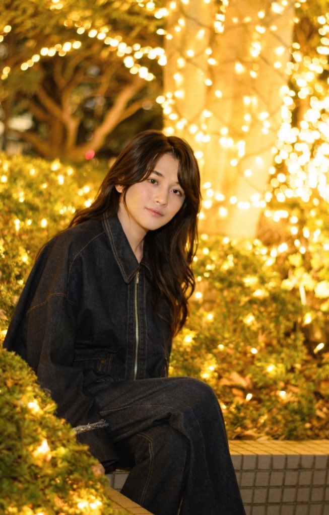 AIに女性化してもらいました！
メリークリスマス🎁🎅🎄