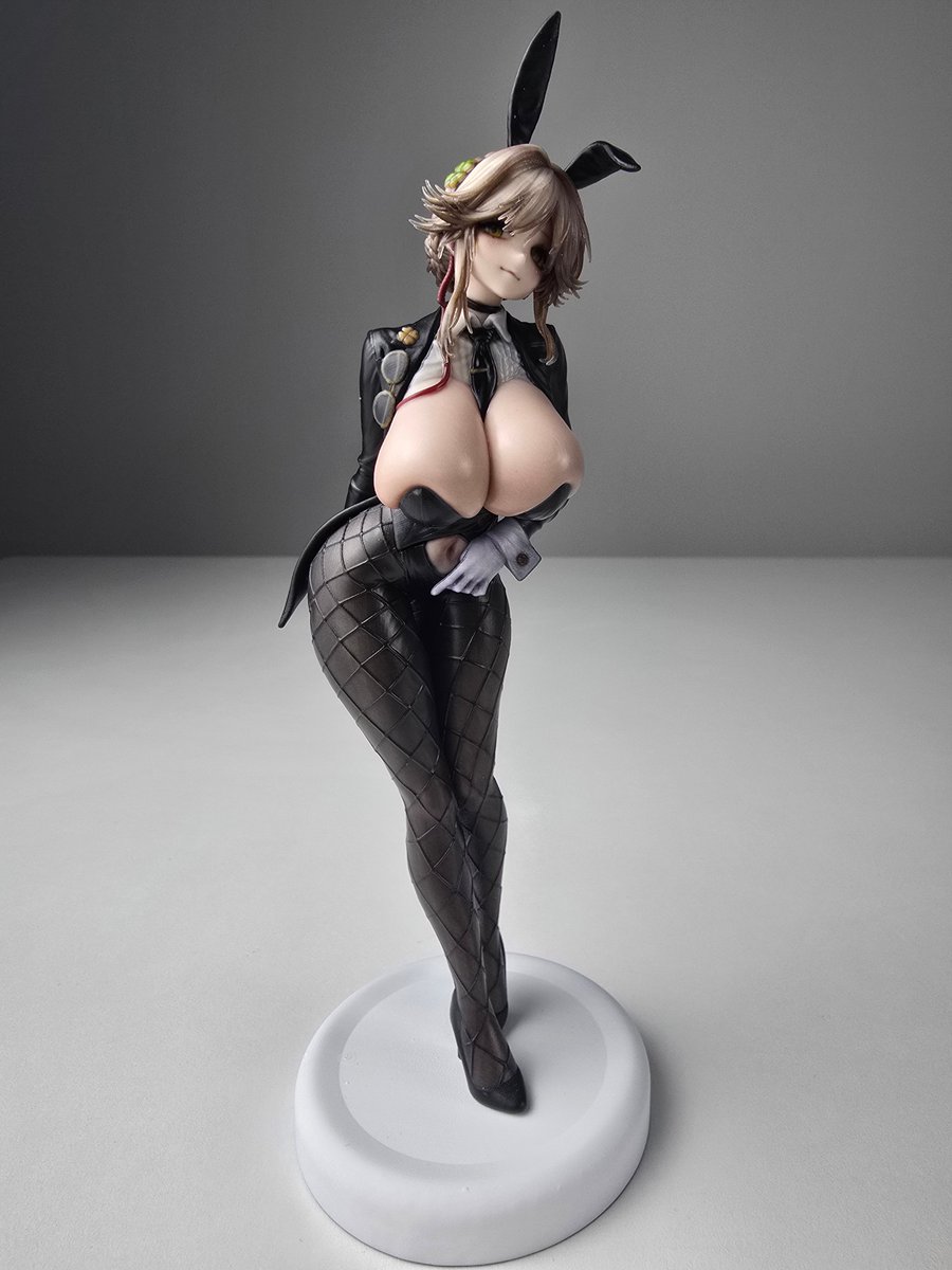 bagjinman511759's tweet photo. 1/4スケール レジンキャストキット
NIKKE レッドフード 1/4  545mm
NIKKE エード ： エージェントバニー 1/4  431mm
少量で生産しております。
たくさんのご関心をいただけますと幸いです。
https://t.co/5GURq7ctSf

#勝利の女神 #エード #エージェントバニー #NIKKEエード #NIKKEAde #에이드 #니케 #니케에이드 #レッドフード #NIKKEレッドフード #레드후드