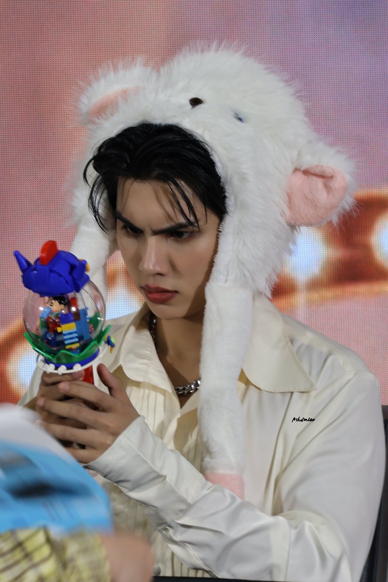 ashdmiao's tweet photo. Inner child 

@fort_fts #FortFTS #ComeFortZon
 #FortasticFirst1stDay https://t.co/tW4jOYs28Y