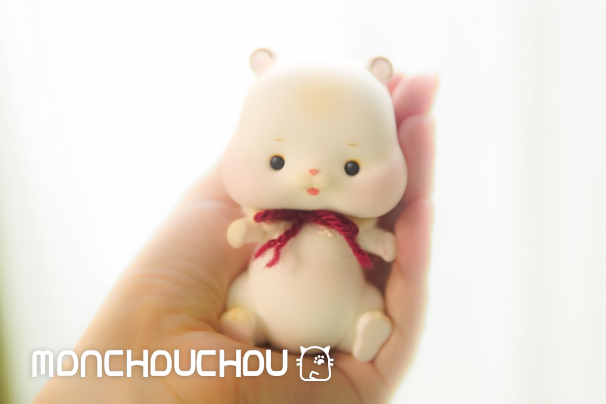 monchouchou_20's tweet image. Hoffmann toy box 2025 Winter Party 

✨2025 12/21 sun

・ Booth #P36

不知不覺來到了 2025 年的最後一場活動✨

能再次在台北與大家見面，真的很開心💛
monchouchou 的可愛小人偶與小配件🧸🎀
正在等你來相見喔🌷

星期日見！🥰✨

#hoffmanntoybox 
#monchouchou