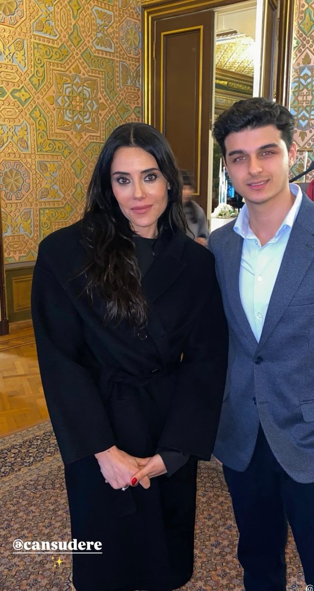 Çoook güzel bı kadınnn💕💕💕