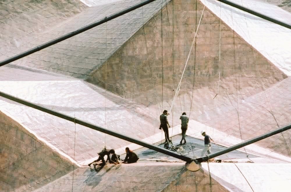 MXESTADIOS's tweet image. Así de hermoso y geométricamente perfecto.
El Palacio de los Deportes, creado para los Juegos del 68.
Con láminas de cobre hacían resaltar la belleza de su diseño.