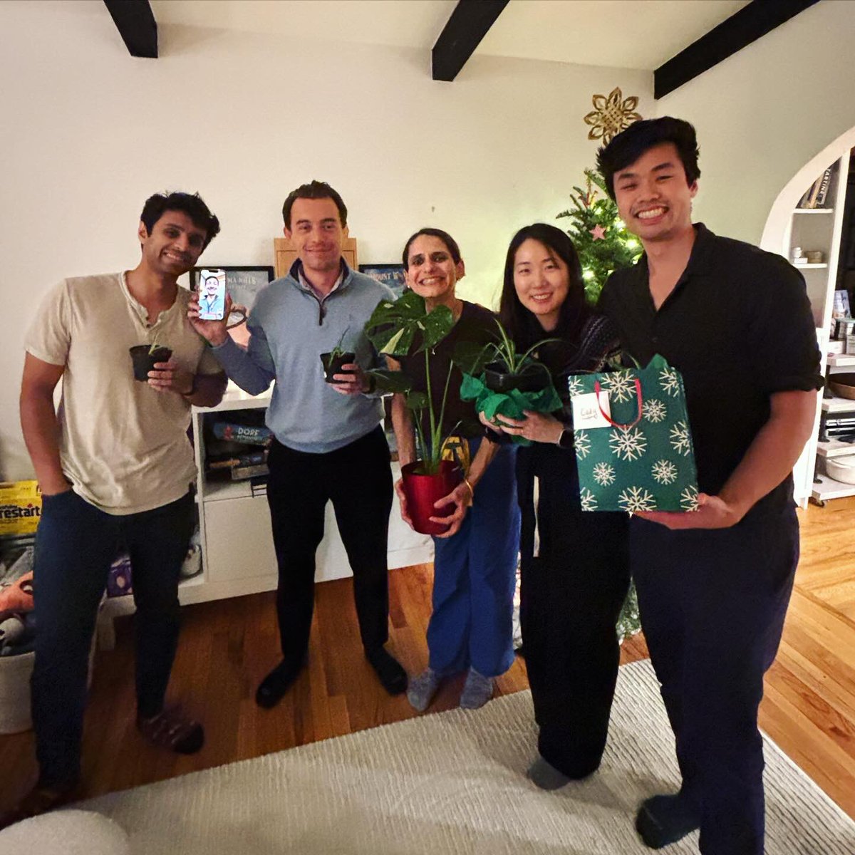 Vicky Avanzato tweet media