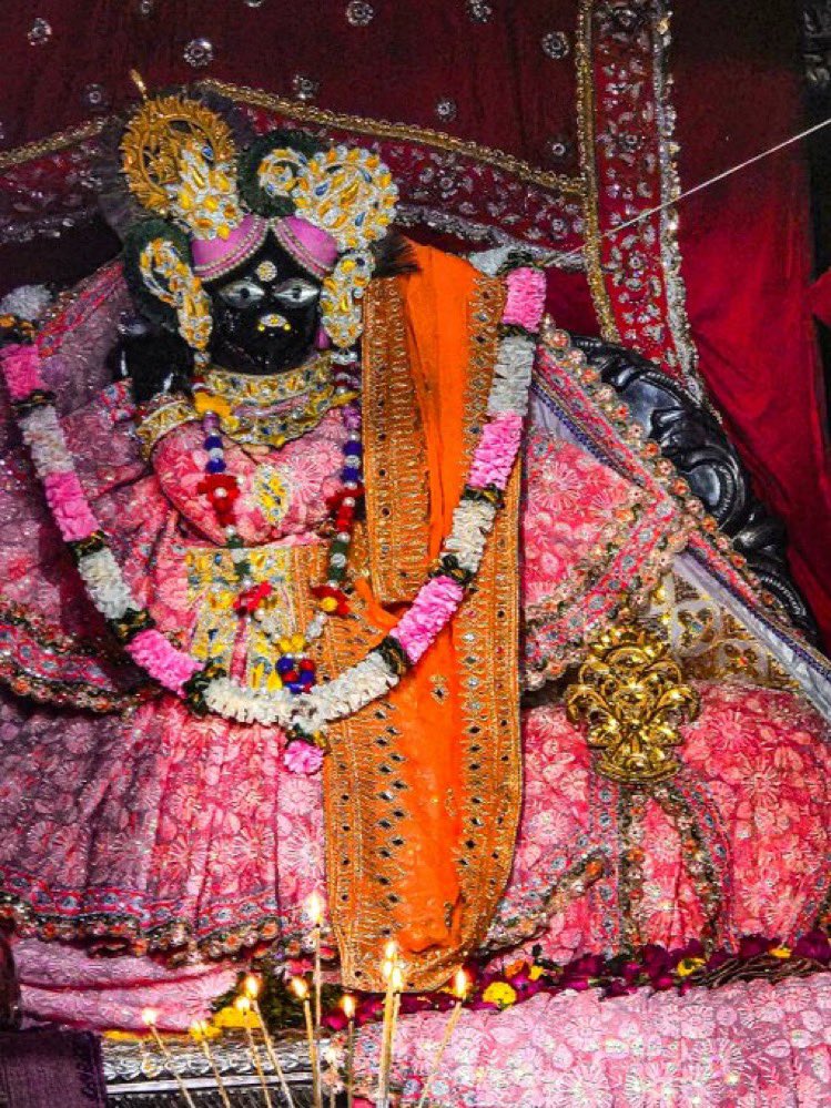paramdisciples's tweet photo. Hare Krishna Hare Krishna 
Krishna Krishna Hare Hare 
Hare Ram Hare Ram
Ram Ram Hare Hare https://t.co/Z8G4SfTZsQ