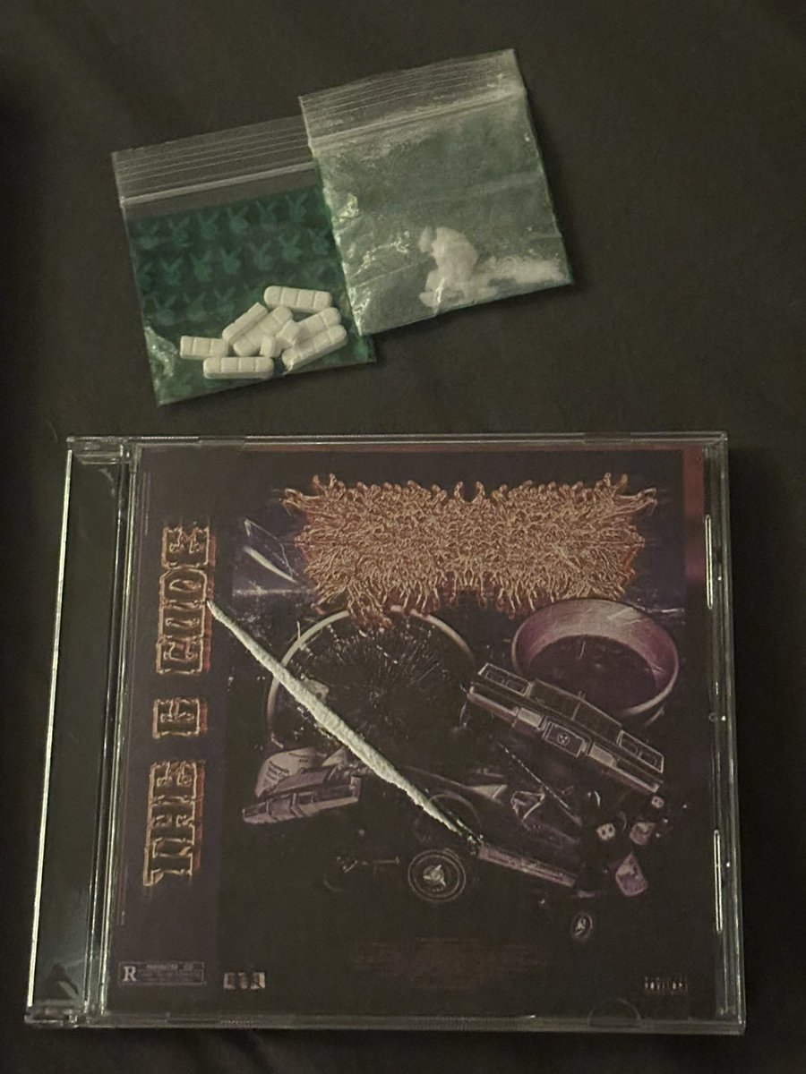 mincerxwhore's tweet photo. yayo n barz #letzgo https://t.co/NW2eGHJr3P