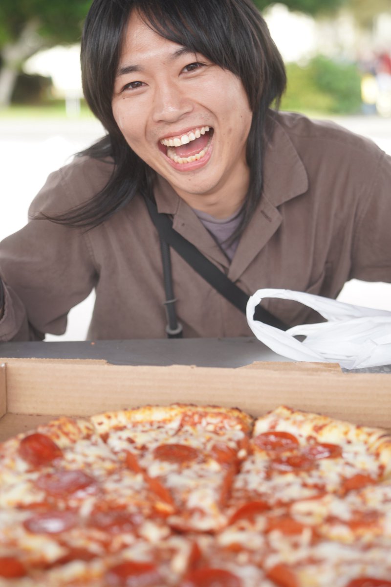 tochibicho's tweet photo. 先日米軍キャンプでやってた
コミコンに行ってきた

ピザ美味かった🍕 https://t.co/qJ70n6DDtb