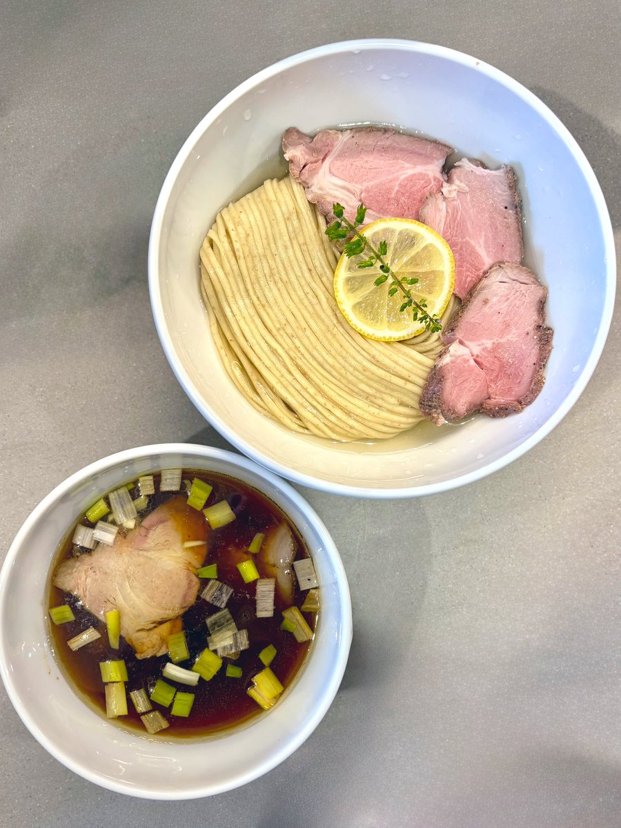 romeo_iocifalla's tweet photo. Crazy Jenny＠太田市
昆布水つけめん
🌟極上の一杯💯 https://t.co/B81pKomtTc