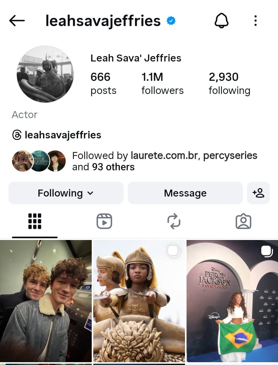 o walker dando um jeito dele e do charlie se enfiarem no feed da leah e do aryan mds esse menino é o cão