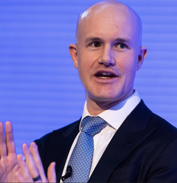 🚨Bureau : Coinbase si espande nel trading di azioni e previsioni: "Il miglior posto per scambiare ogni asset"