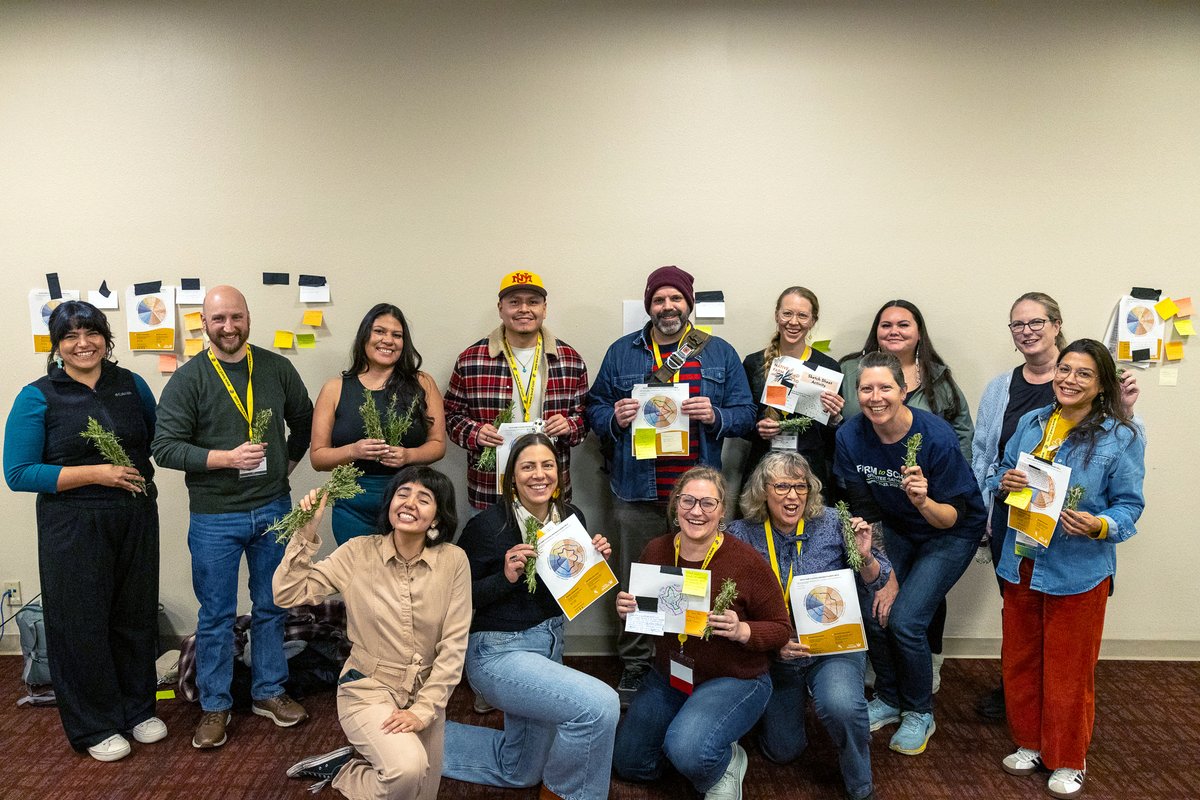 FNDI303's tweet image. This month, First Nations staff led a Native Farm to School workshop at the 10th Annual National Farm to Cafeteria Conference hosted by @FarmtoSchool. The session guided participants through our Native Farm to School toolkit to support community engagement.