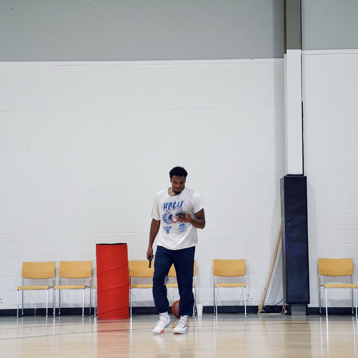 Pull up on me 
6742 Dorsey Road Elkridge MD