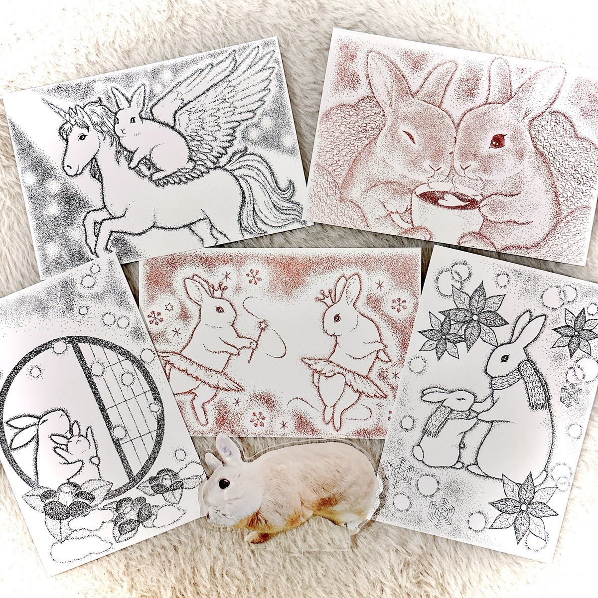 ポストカード展とインスタ販売で完売した、 うさぎ点描画🐇🐇🐇 5種類
