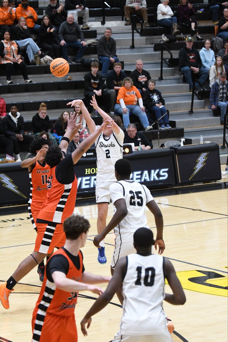 Stone Thiel tweet media