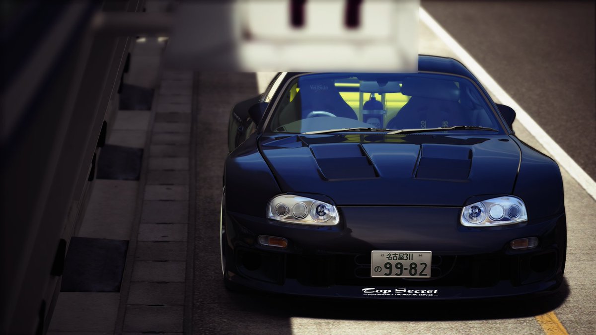 limpstar75's tweet photo. tuckin 21s on a wide Supra
#supra #bigrims #spocom #tuner https://t.co/iCSuRcxT6a