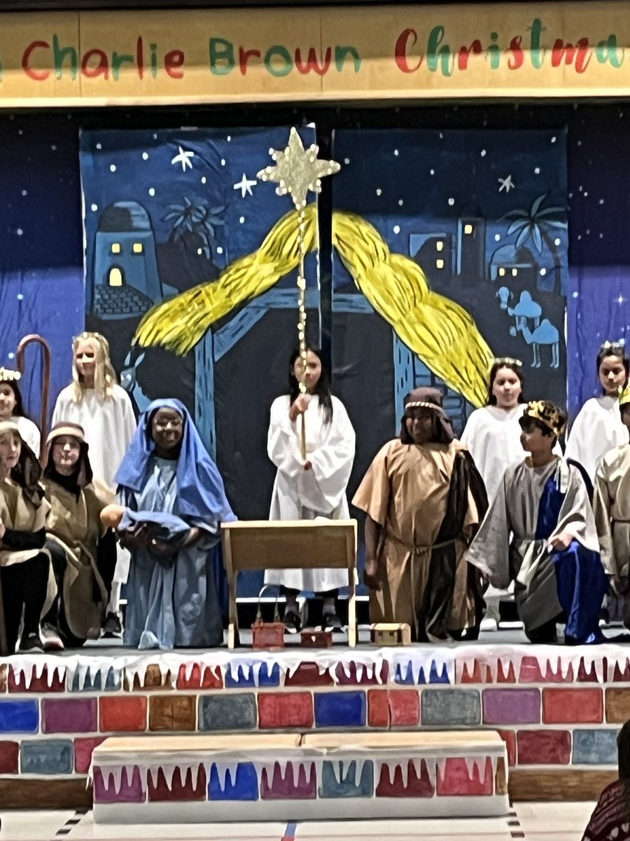 StEmilyOCSB's tweet photo. It was an exciting day for our community - A Charlie Brown Christmas! Thank you to our educators and amazing cast for sharing this beautiful reminder of the true meaning of Christmas 🎄 https://t.co/GVgcVxGymH
