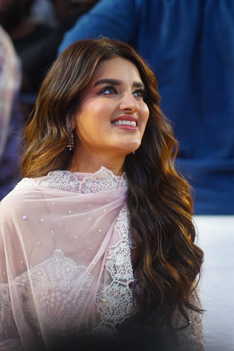 Cutiee <a href="/AgerwalNidhhi/">Nidhhi Agerwal</a> ❤️🥰
#NidhhiAgerwal
