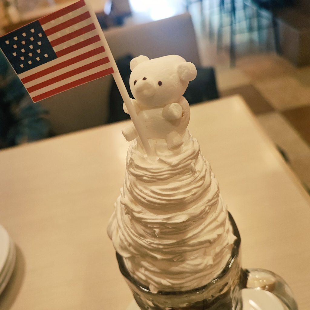 ra20022006's tweet photo. 行きずりの喫茶で可愛いものを食べた🧸 https://t.co/Uv7Ss99GIu