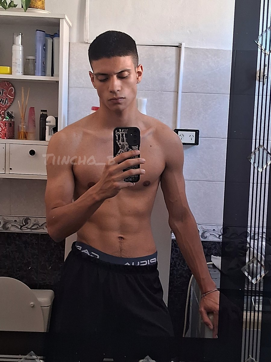 Tincho_b tweet media