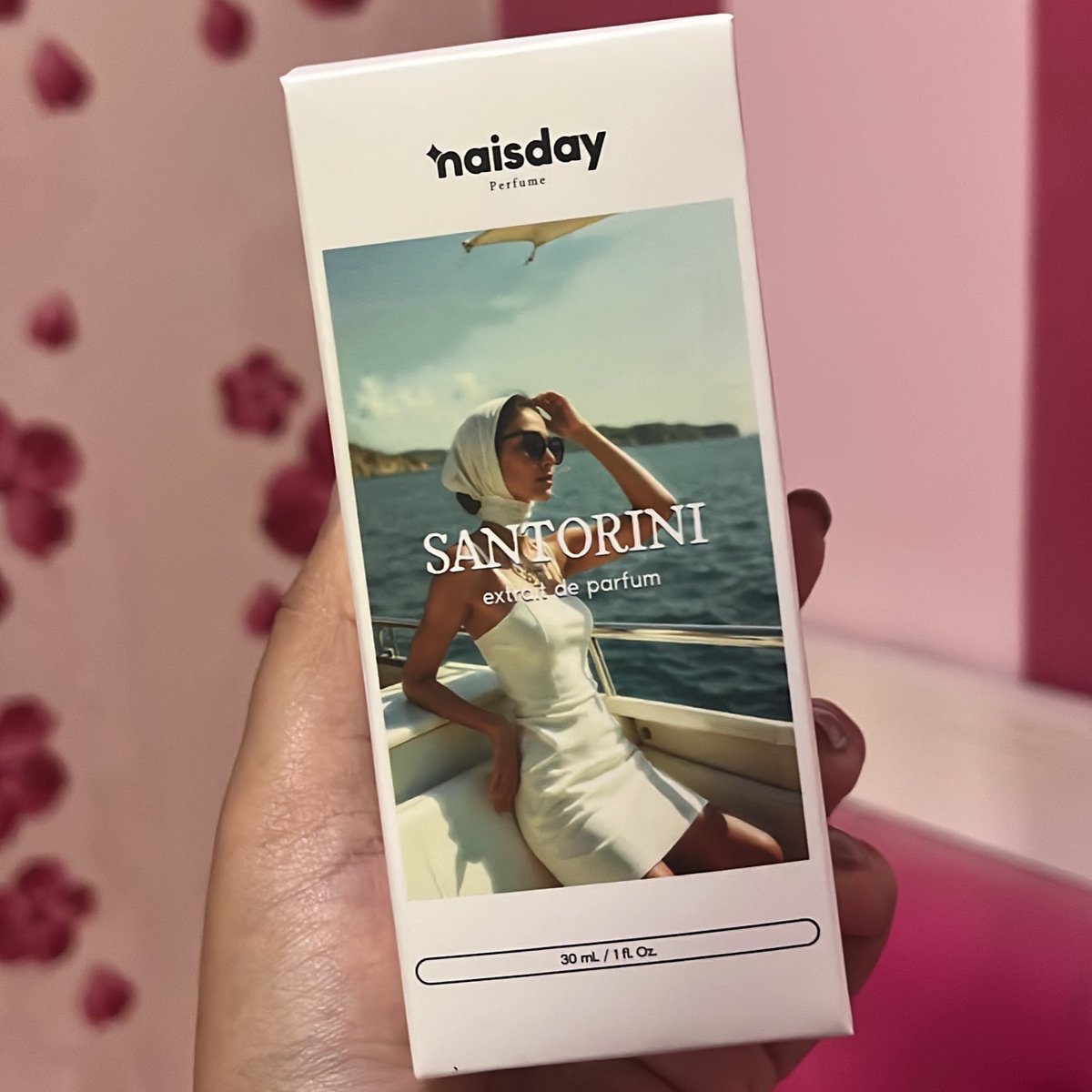 onesssttly's tweet photo. naisday santorini = sotb TOTAL https://t.co/MujczDHUxv