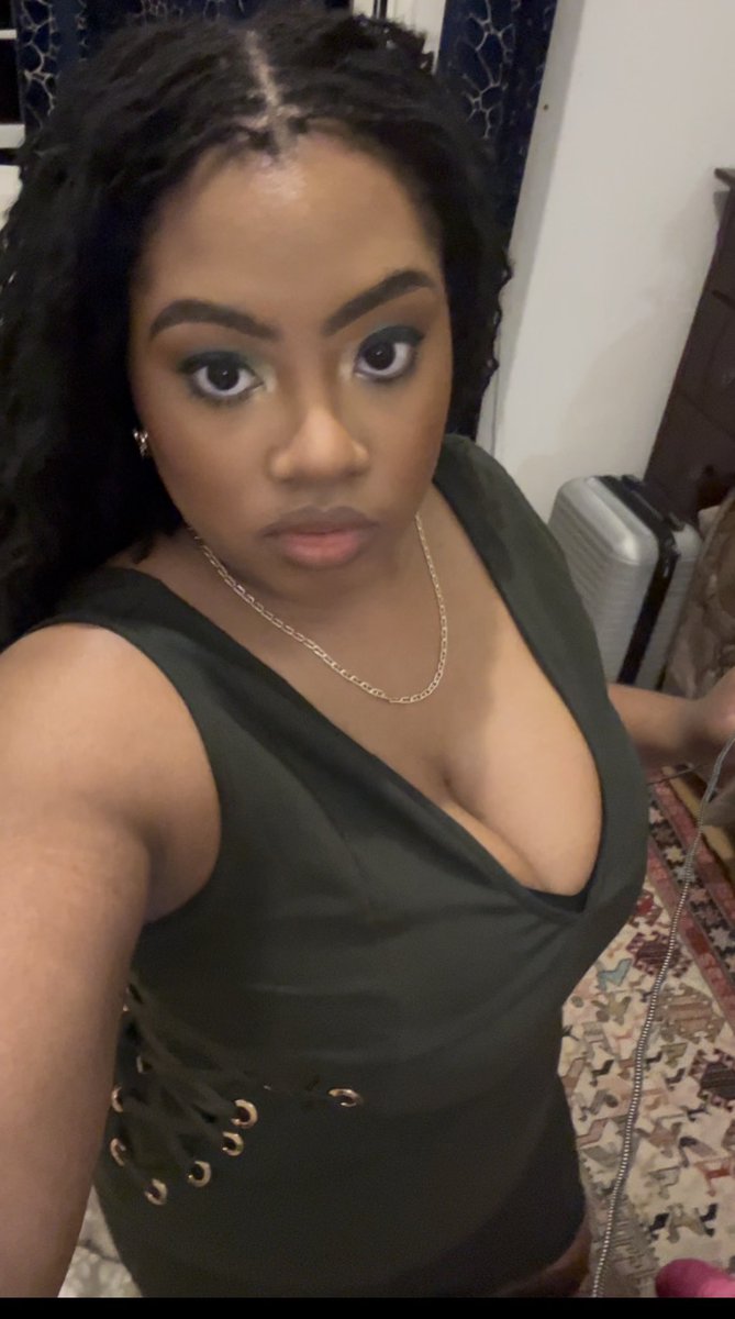 LcdBarbie's tweet photo. I just turned 27 today. Today was full of love and peace. As I reflect on being 26  I met a lot of wonderful beautiful people and I hope I continue to meet many more as I continue my journey into this thing called womanhood. 💕 https://t.co/XIJzjT0Ojt