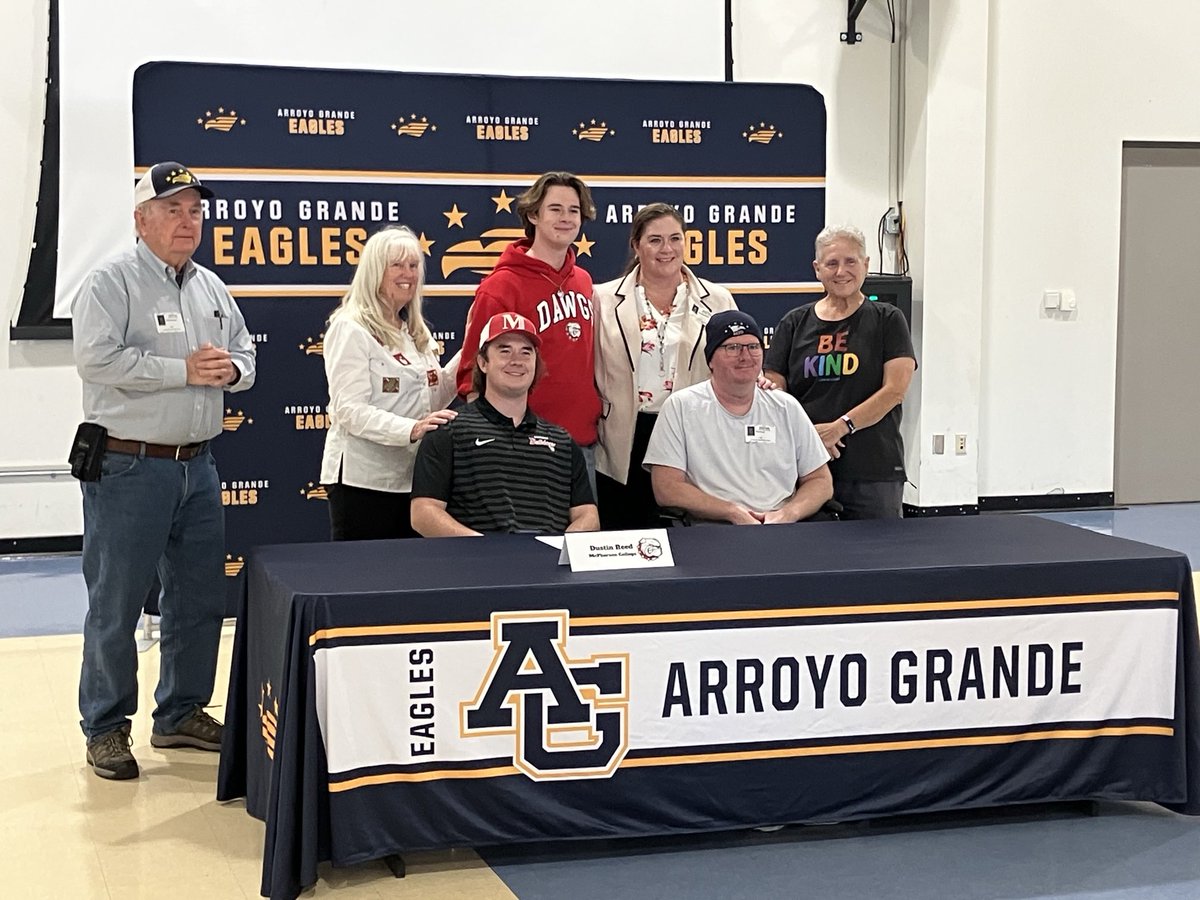 NickWilsonTrib's tweet photo. Arroyo Grande receiver Caleb Clark signs with @calpolyfootball and kicker Dustin Reed signs with McPherson College (of Kansas). Congrats @AGFOOTBALL2 stars!! #collegesigning #ncaa #cif @CifCentral https://t.co/MY4oH7HGni
