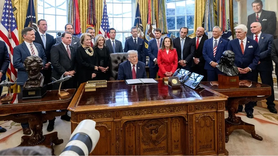 12 مليارديرا بفريق ترامب .. تعرف على أغنى تشكيلة حاكمة في تاريخ البيت الأبيض 