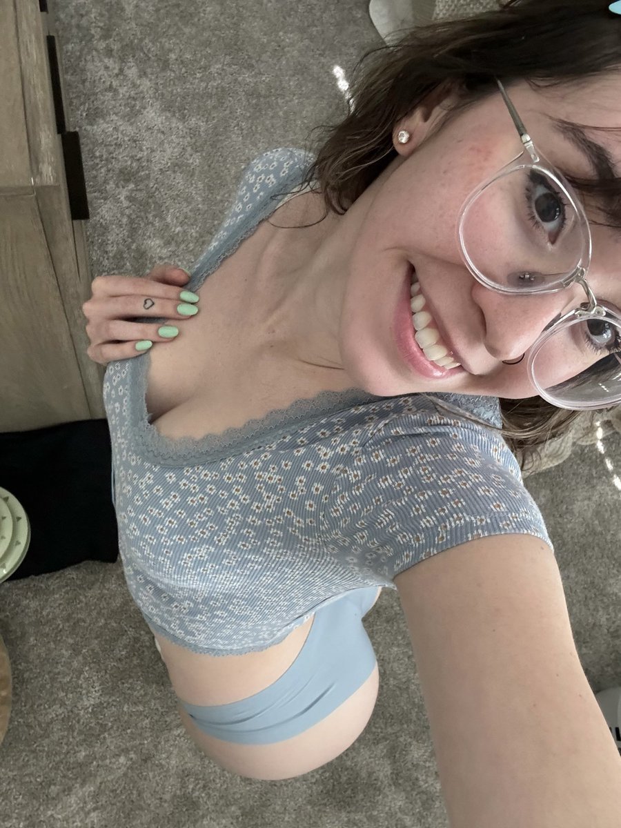 jm4883145's tweet photo. Available for legit meet up 😘😌down for FaceTime,and naughty videos bby ❤️add up my telegram for fast response:Jackson
#Blackman #michigancenter
#Vandercooklake #Menards #meijer #Woodville #blackman #sandstone #springarbor #concord #Horton #Liberty #somersetcenter #somerset https://t.co/9n3zH0YTBi
