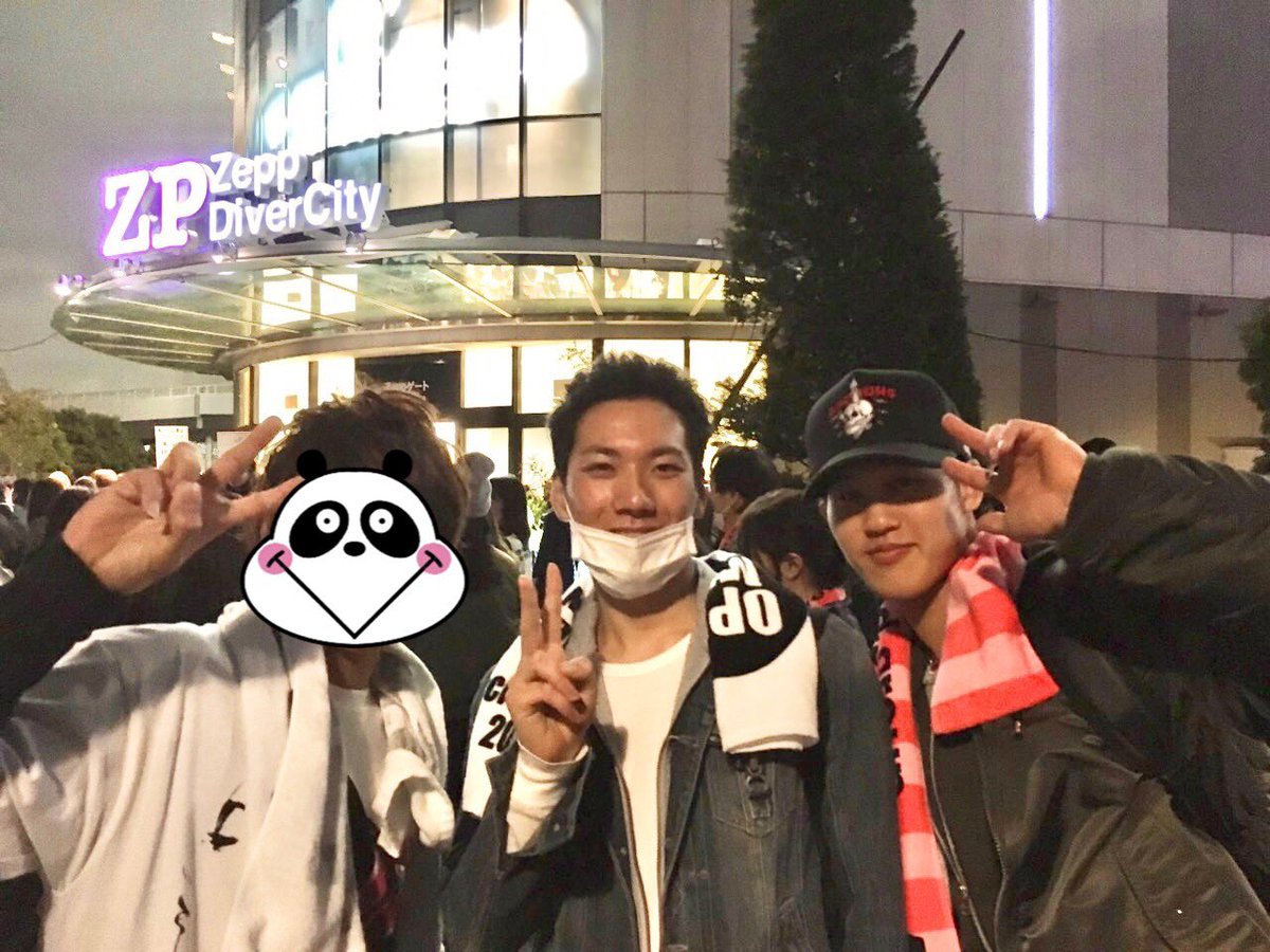 タクミとファミパ2016以来の同伴参戦でした🔑🎙️
シークレットパーティー懐かしいww
写真撮り忘れたから今度撮ろうw