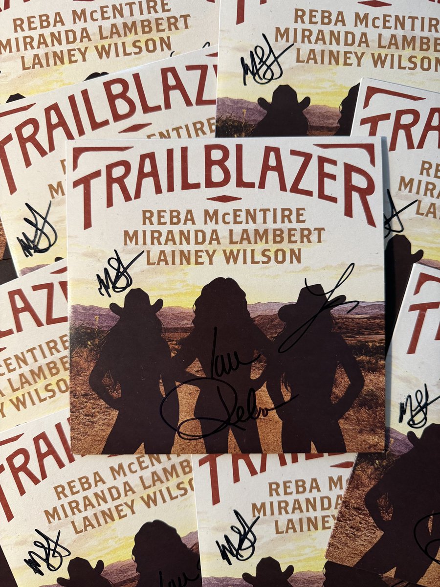 reba's tweet image. Got my girls together and we signed a bunch of these 7” #Trailblazer vinyls for YOU! Enter to win one autographed by @mirandalambert, @laineywilson, and yours truly: bit.ly/TVinylGiveaway ✍️