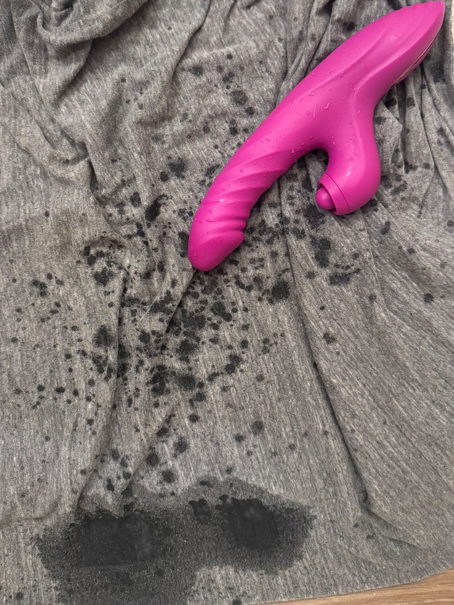Texas_Slurp247's tweet photo. 🥵 I love doing one-on-one LIVES with you. That was HOT AF 💦 #OFPromote #Livesession #HotWife #MILF https://t.co/uGsuA8tymv