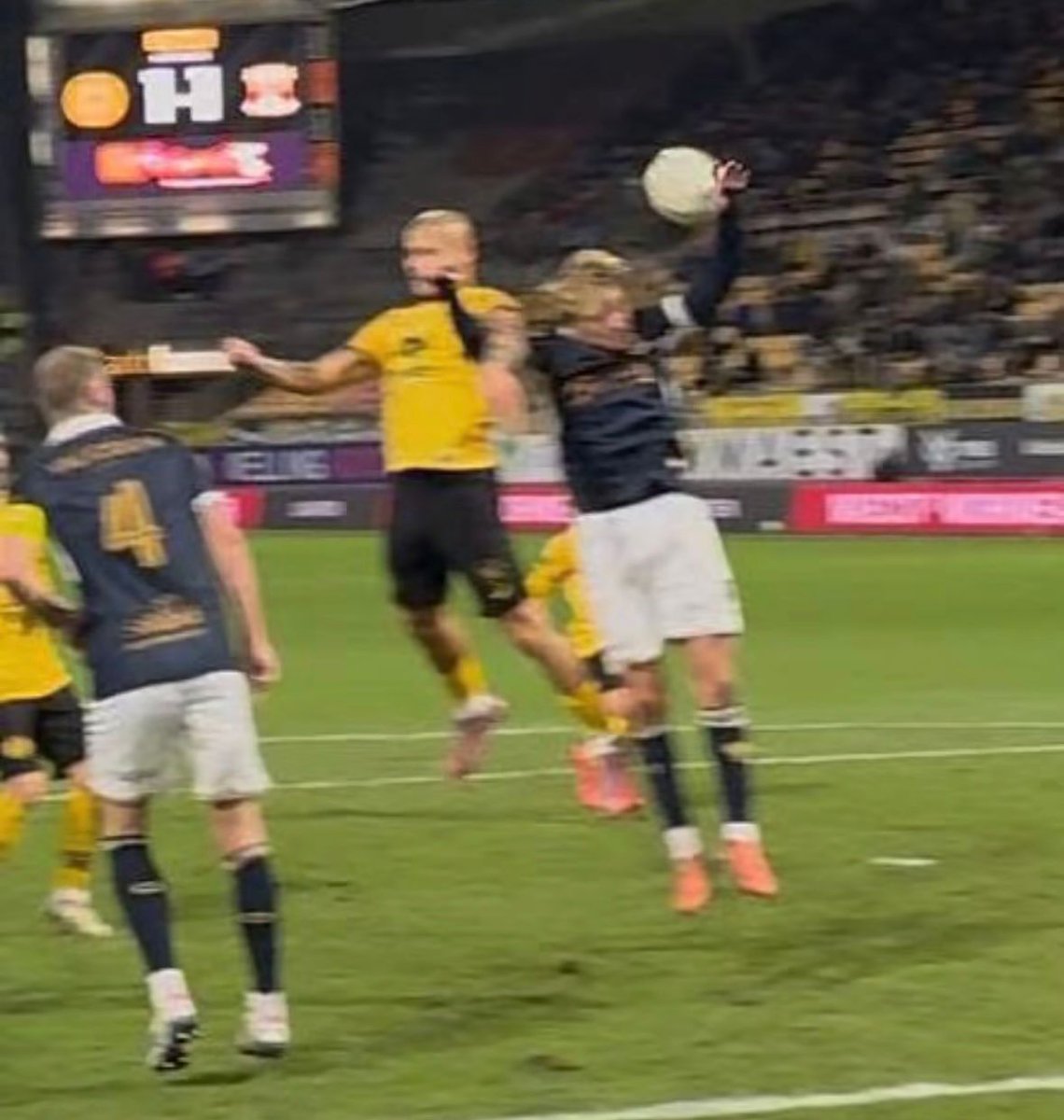 Basvdb05's tweet photo. π₯±π₯±ππ wat missen we de var.
#rodajc #roda #rjcgae https://t.co/9T4EGuYspX