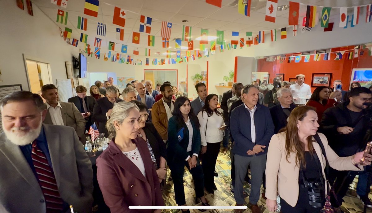 ConsulMexOrl's tweet photo. El Consulado de México en Orlando acompañó el encuentro de US–MEXA Alliance, donde se presentaron los resultados de una misión empresarial con más de 130 empresas y nuevas iniciativas para fortalecer la cooperación económica bilateral 🇲🇽🇺🇸. https://t.co/LytEvGUgXg