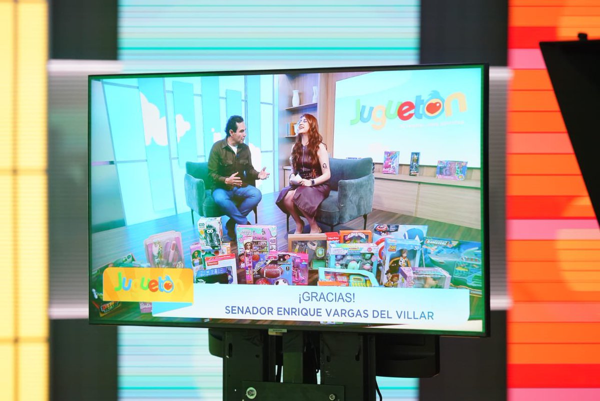 Este tarde acudí a  <a href="/Azteca/">TV Azteca</a> a realizar un donativo de juguetes para apoyar al #Juguetón, un esfuerzo que se realiza año con año a favor de la niñez mexicana que más lo necesita. 

#VargasSenador