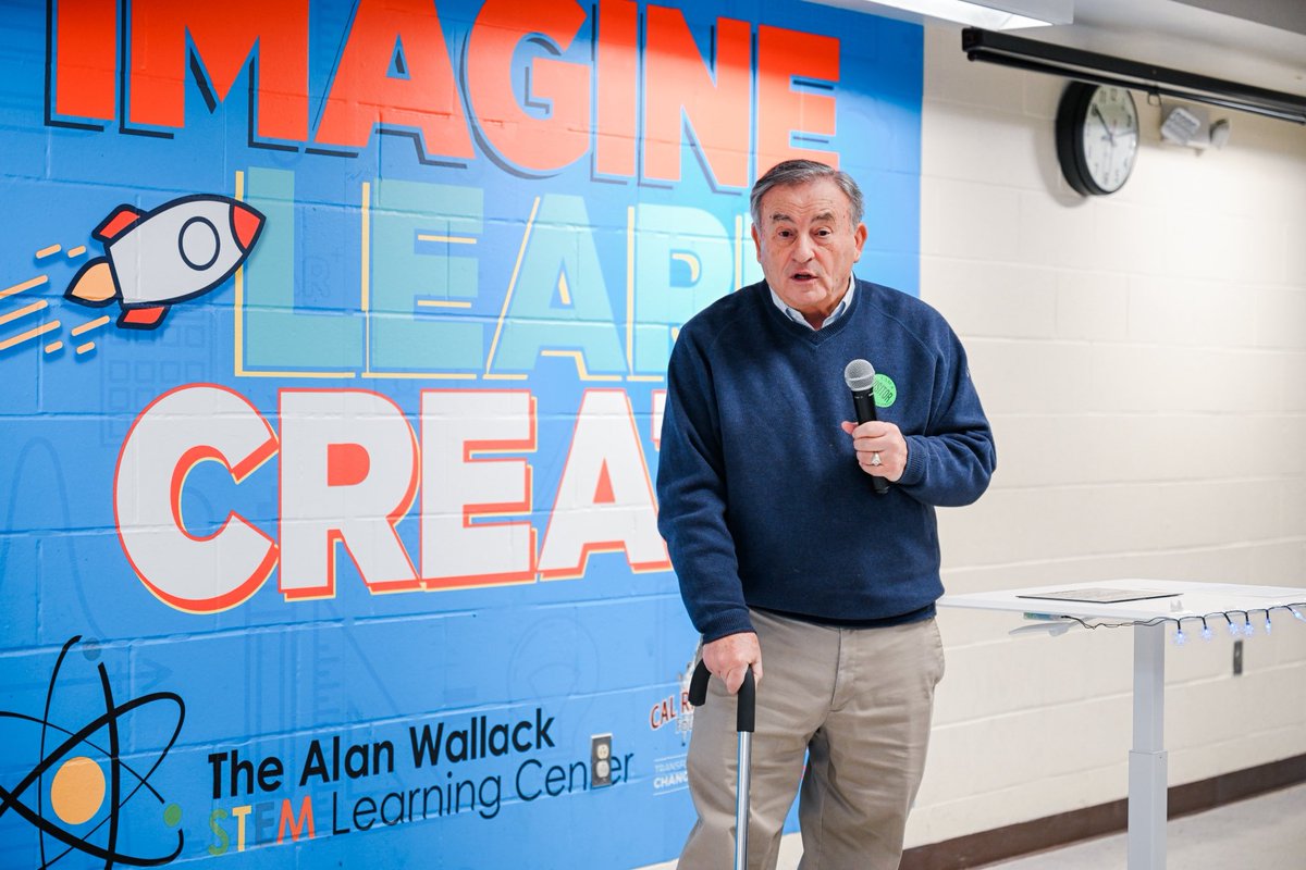 Bridgeportps's tweet photo. 📸 Celebrating the dedication of the Allan Wallack STEM Learning Center at Madison School.

Thanks to a 1.5M donation, new state of the art STEM centers are coming to Central, Bassick, and Harding High Schools investing in Bridgeport’s future 🚀💡 https://t.co/F8CGiDHkOe