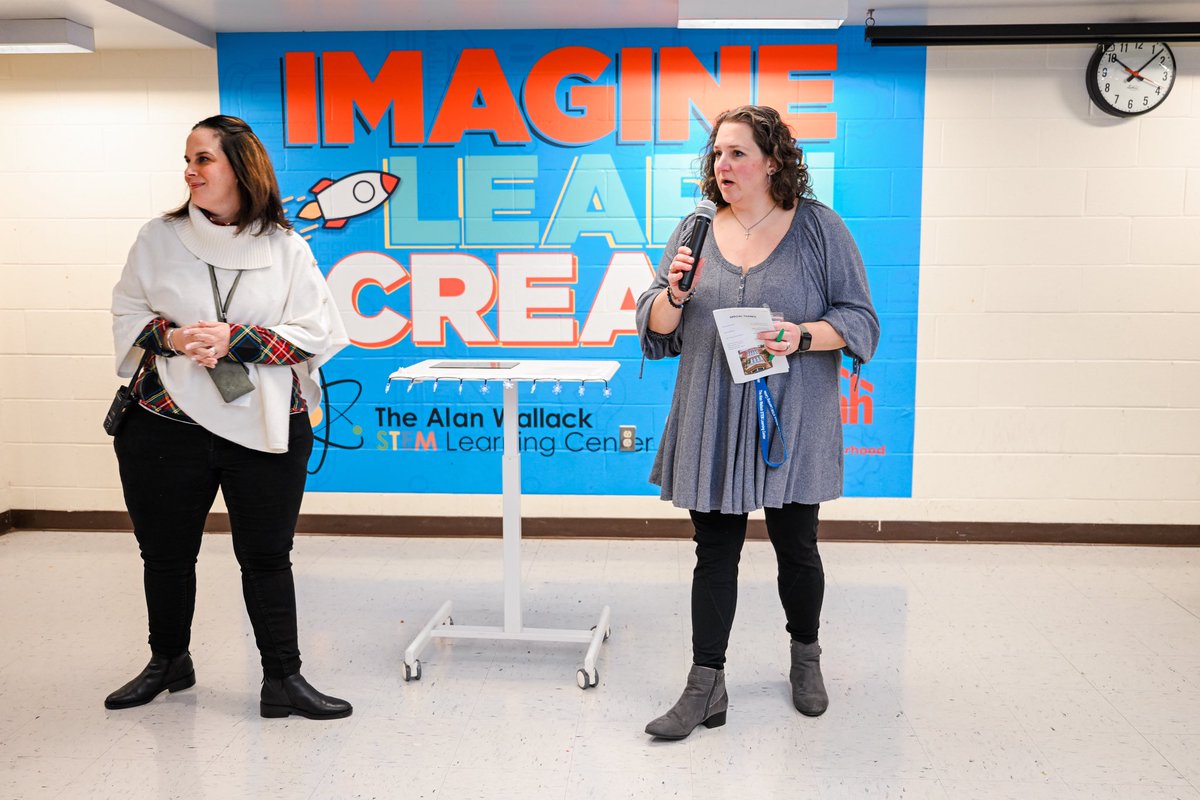 Bridgeportps's tweet photo. 📸 Celebrating the dedication of the Allan Wallack STEM Learning Center at Madison School.

Thanks to a 1.5M donation, new state of the art STEM centers are coming to Central, Bassick, and Harding High Schools investing in Bridgeport’s future 🚀💡 https://t.co/F8CGiDHkOe