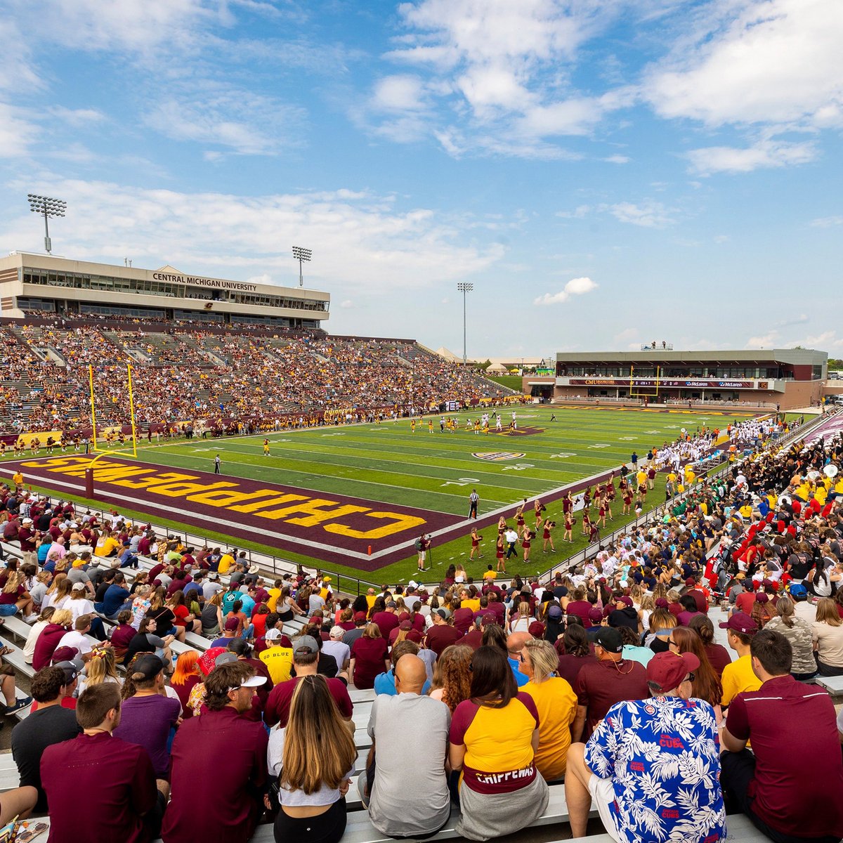 CharlieSmithFb's tweet image. Blessed to receive an FBS offer from Central Michigan! @CMU_Football @CoachSeanCronin