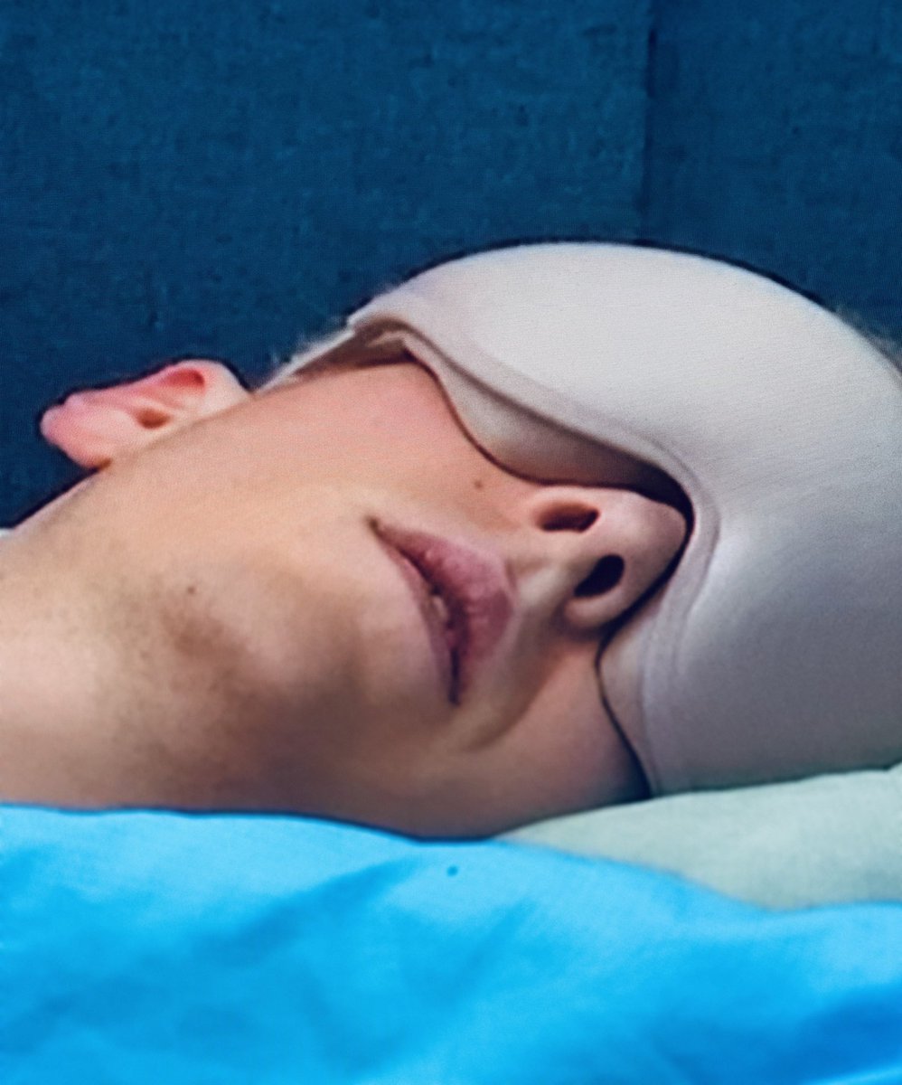 Inmabb14's tweet photo. 00:15 .
Último día en la casa de Gh20.
Además de otras cosas nos preguntamos por qué no ha funcionado.
Nada más que decir.
#GH17D @ghoficial https://t.co/ZaQPwJPhg8