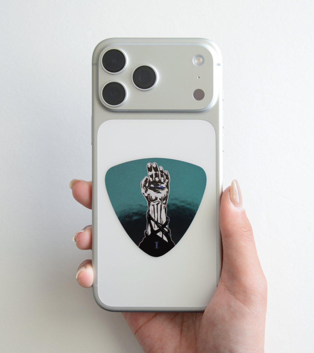 eiko_printing's tweet image. 【株式会社フロム・ソフトウェア完全監修】
特殊素材 × 加工で “世界観を貼る” ステッカーが誕生。

アパレルブランド「TORCH TORCH（@torchtorch_jp ）」様より発売された、人気ゲーム『ARMORED CORE VI FIRES OF RUBICON』のメタルステッカー（全36種）を製作。

▼
eiko-printing.co.jp/service/armore…