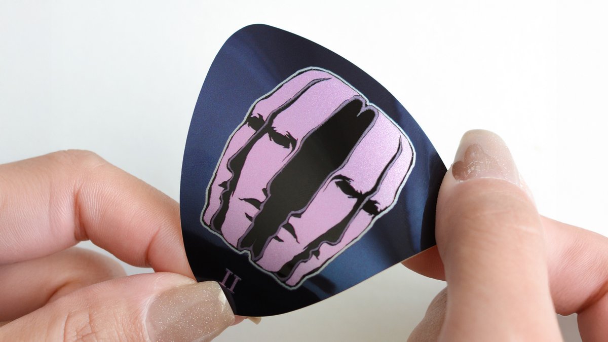 eiko_printing's tweet image. 【株式会社フロム・ソフトウェア完全監修】
特殊素材 × 加工で “世界観を貼る” ステッカーが誕生。

アパレルブランド「TORCH TORCH（@torchtorch_jp ）」様より発売された、人気ゲーム『ARMORED CORE VI FIRES OF RUBICON』のメタルステッカー（全36種）を製作。

▼
eiko-printing.co.jp/service/armore…