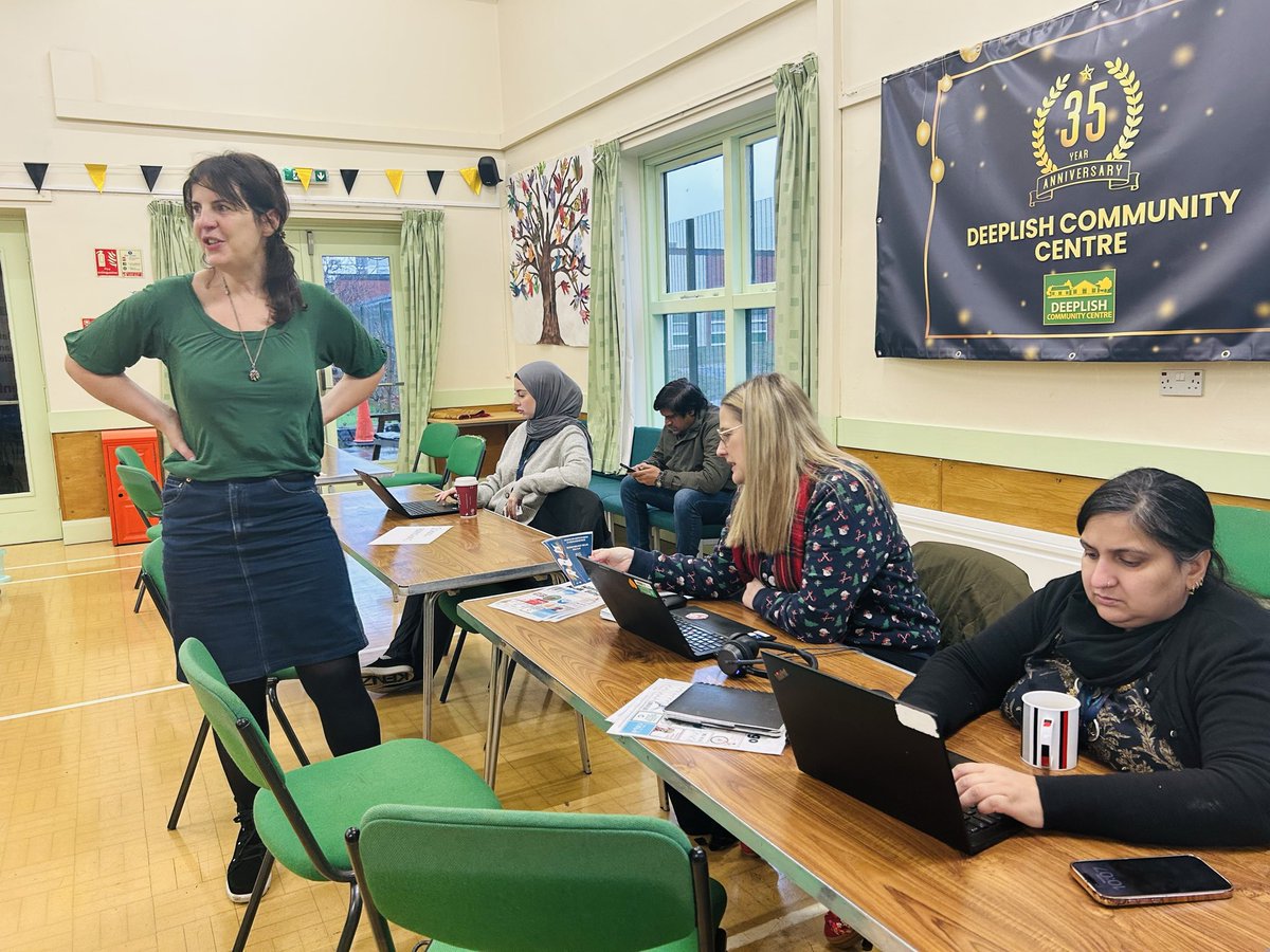 Deeplish C C tweet media