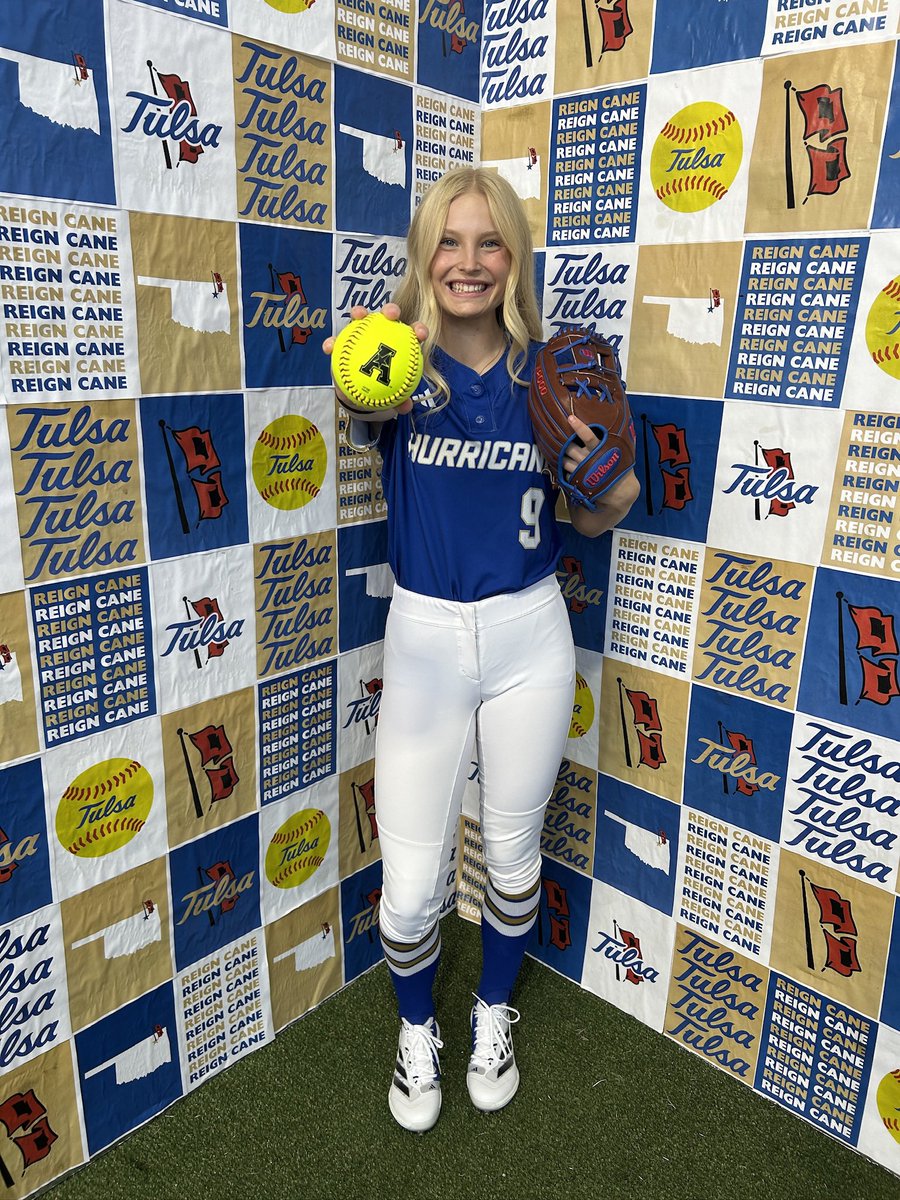 Abigail Watson tweet media