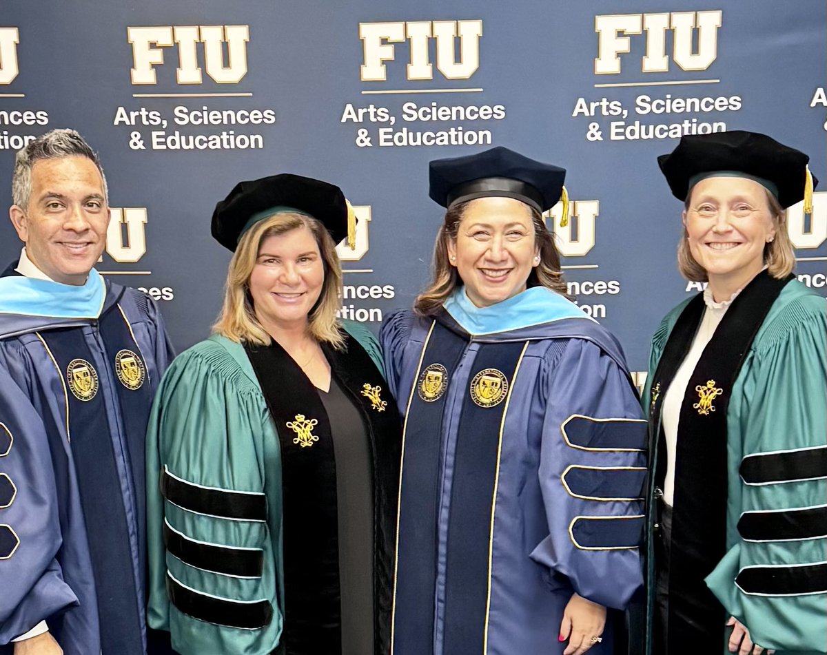 Celebrating our Fall ‘25 Masters Educational Leadership Online graduates during their Hooding Ceremony! #PawsUp 🐾