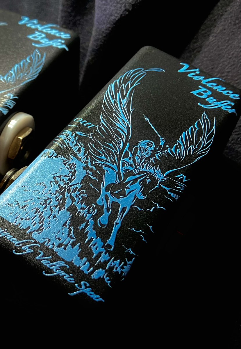 おはようございます。 ベースに使われるバッファーとしてはMK-X純音大