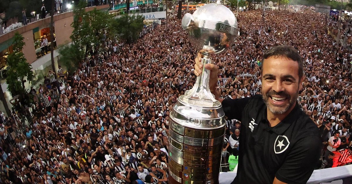 MeuBotafogo's tweet photo. ESTOU PRONTO PARA O PERDÃO!

Pergunta simples:

Aceitaria, sim ou não? https://t.co/dijBrc3MEf